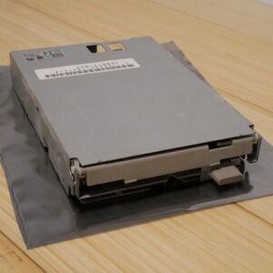 TUV CITIZEN 3.5 inch 1.44MB Floppy Disk Drive 388617-802 Tested $ Working - 30